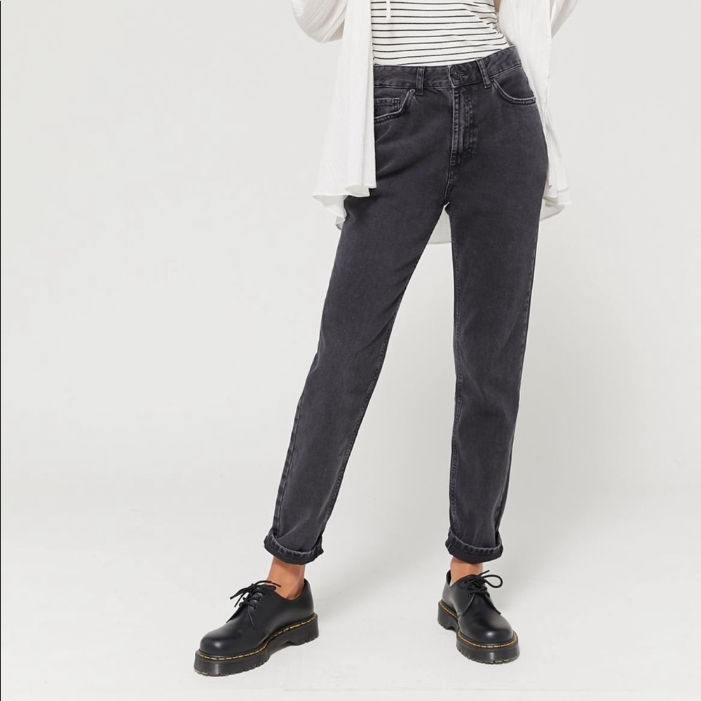 BDG High Waisted Mom Jean Urban Outfitters